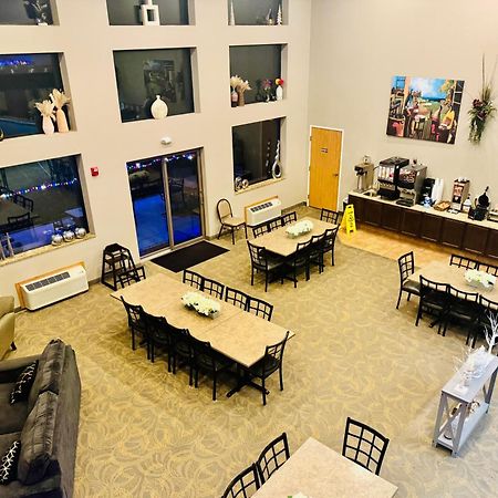 Qube Hotel - Polk City Luaran gambar