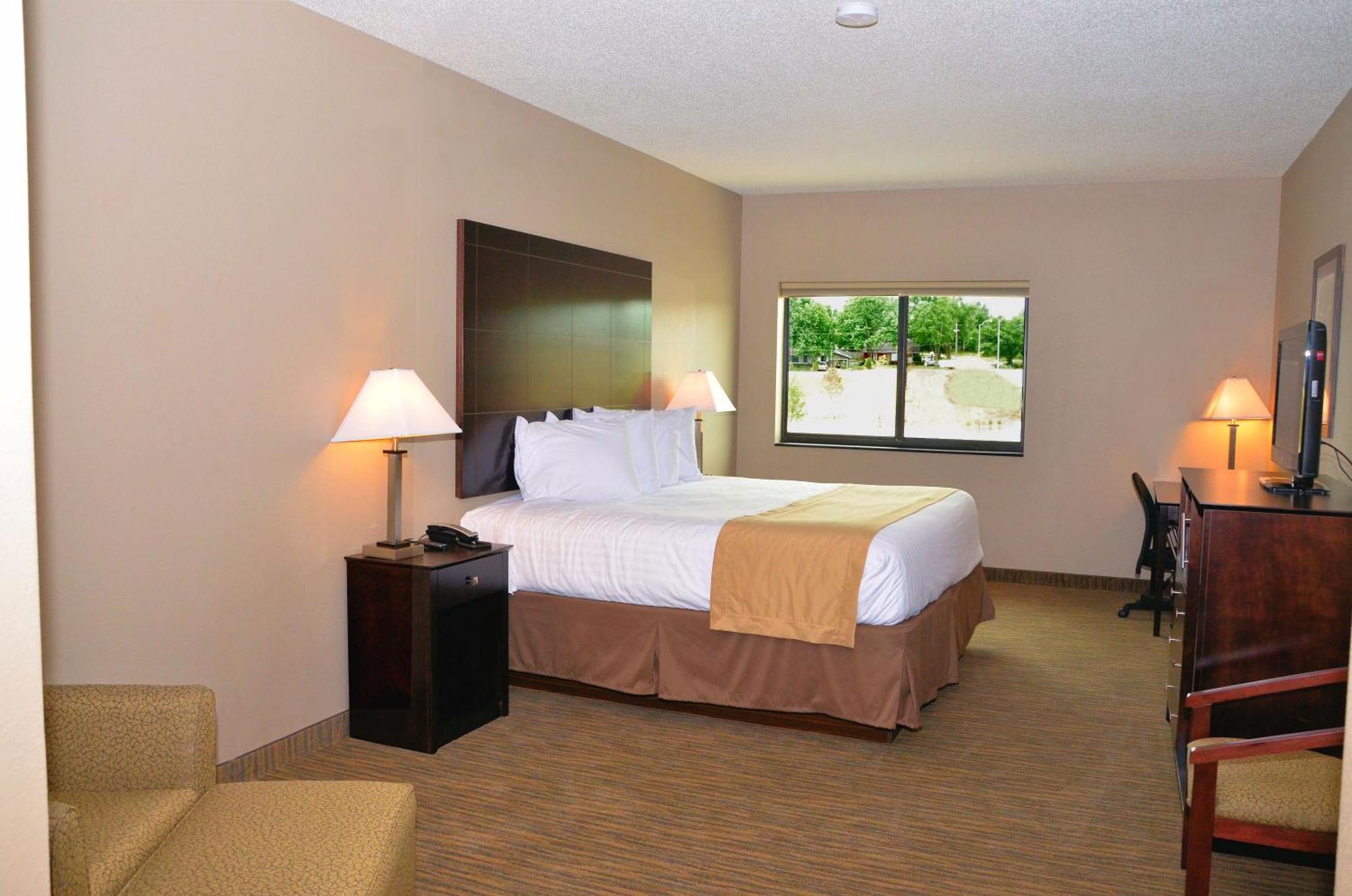 Qube Hotel - Polk City Luaran gambar